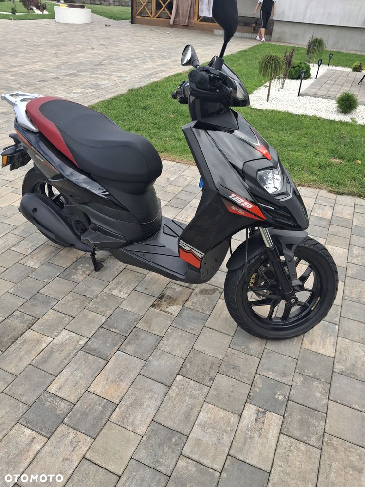 Aprilia SR - 5