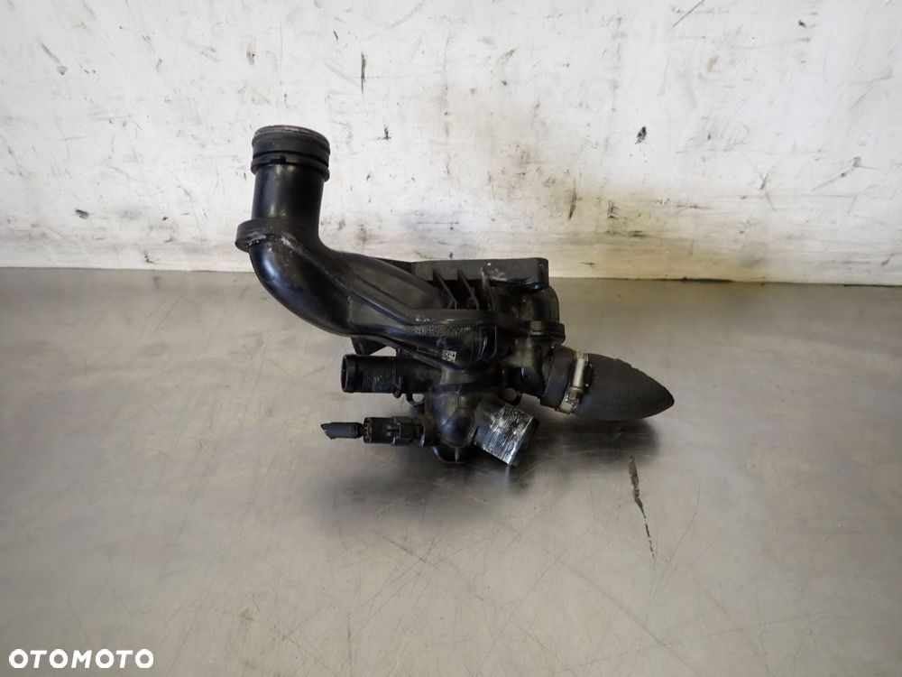 OBUDOWA TERMOSTATU PEUGEOT 207 - 2