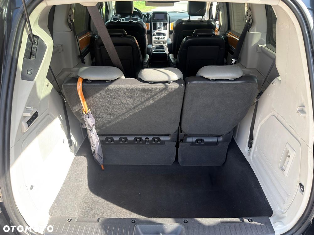 Chrysler Grand Voyager 2.8 CRD Limited - 22