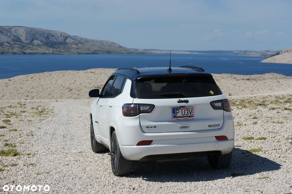 Jeep Compass - 4