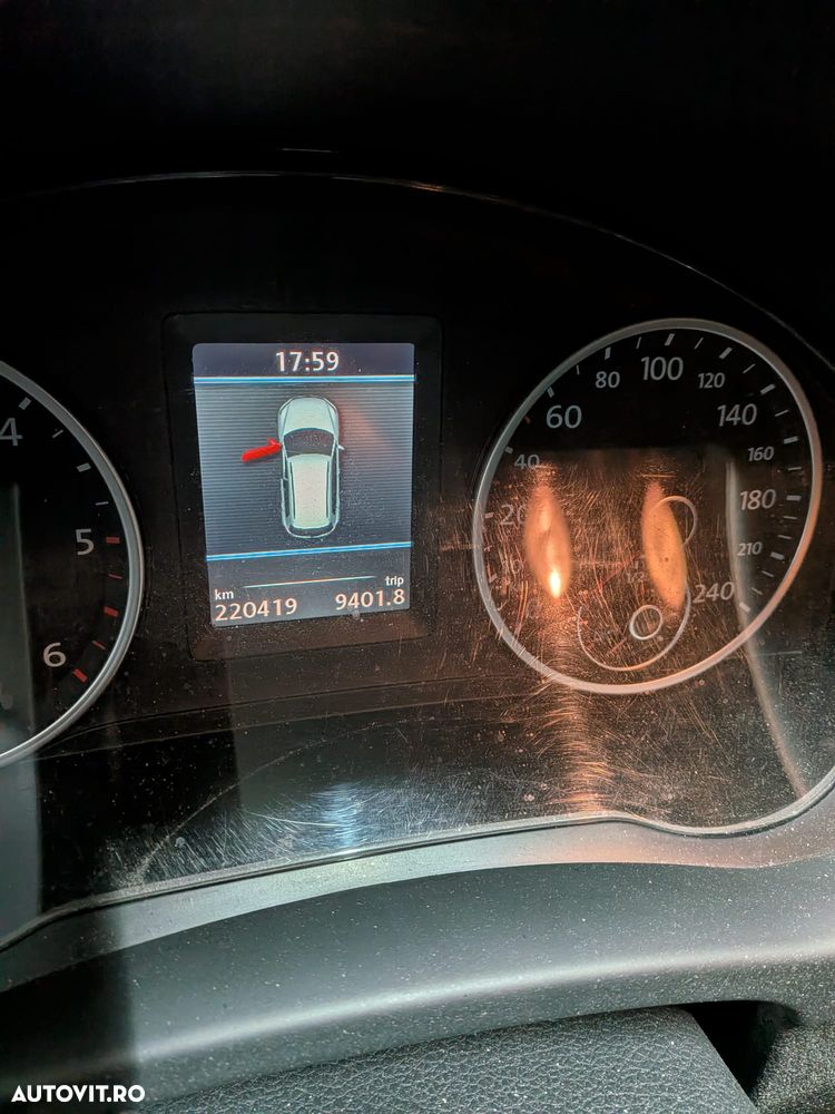 Volkswagen Tiguan 2.0 TDI DPF BlueMotion Technology Trend & Fun - 15