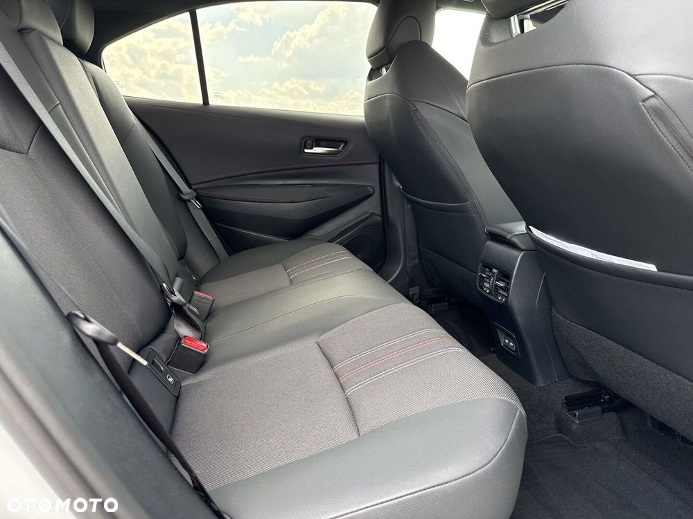 Toyota Corolla 1.8 Hybrid GR Sport - 14