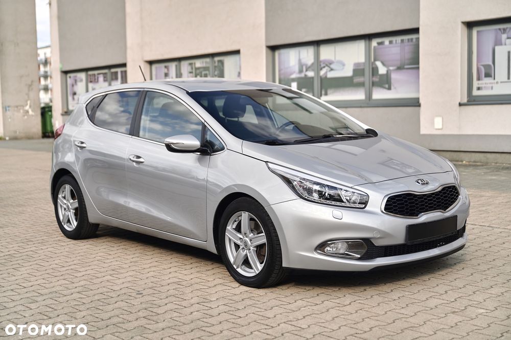 Kia Ceed 1.6 CRDi 128 Spirit - 15