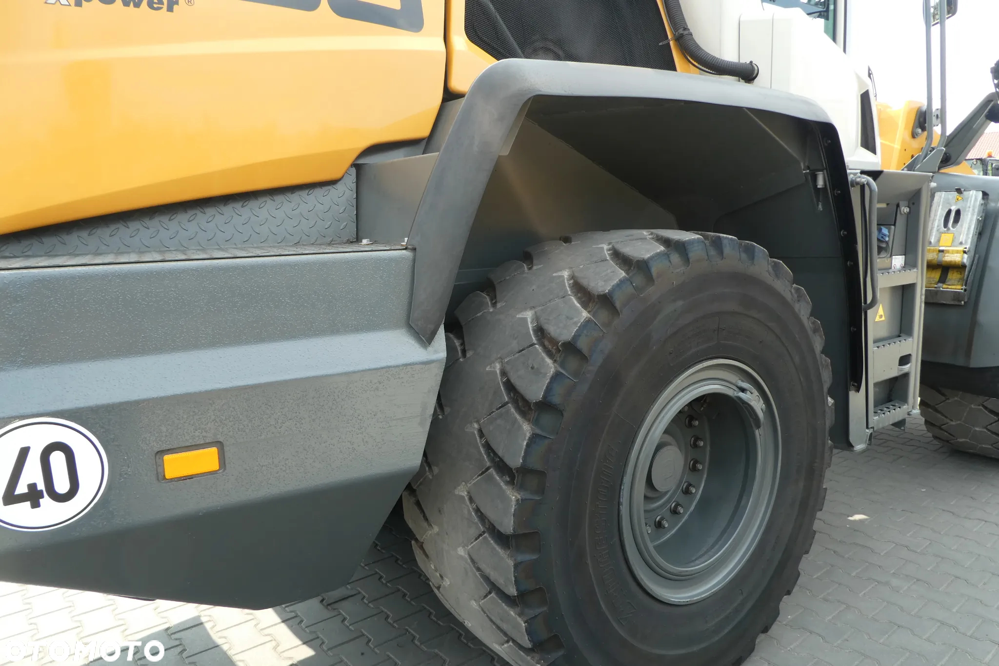 Liebherr L 550 XPower z Niemiec - 10