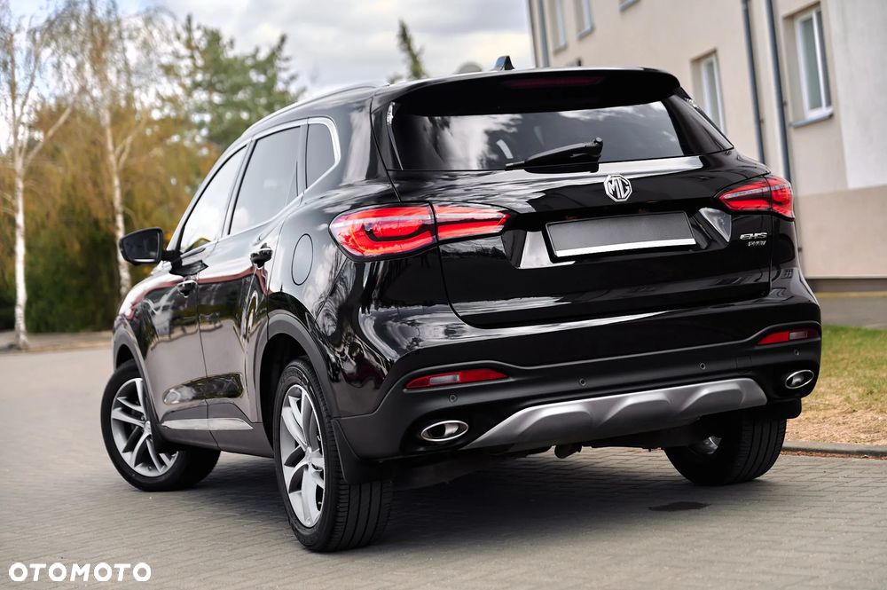 MG EHS Luxury - 3