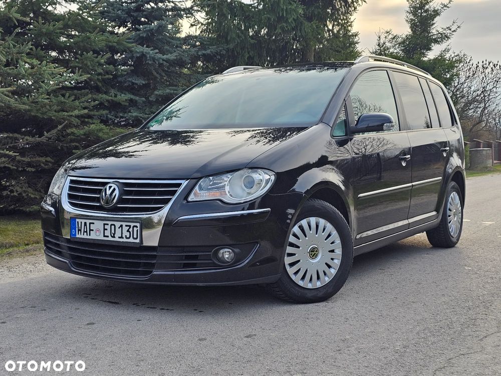 Volkswagen Touran 2.0 TDI DPF Highline - 20