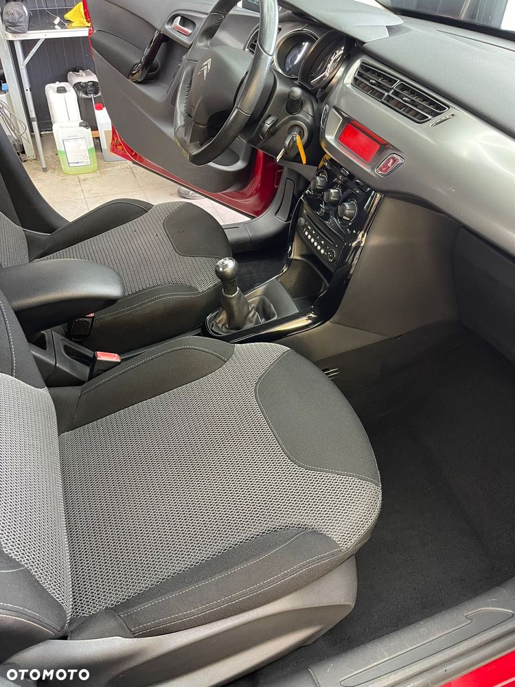 Citroën C3 Pure Tech (VTi) 68 Attraction - 14