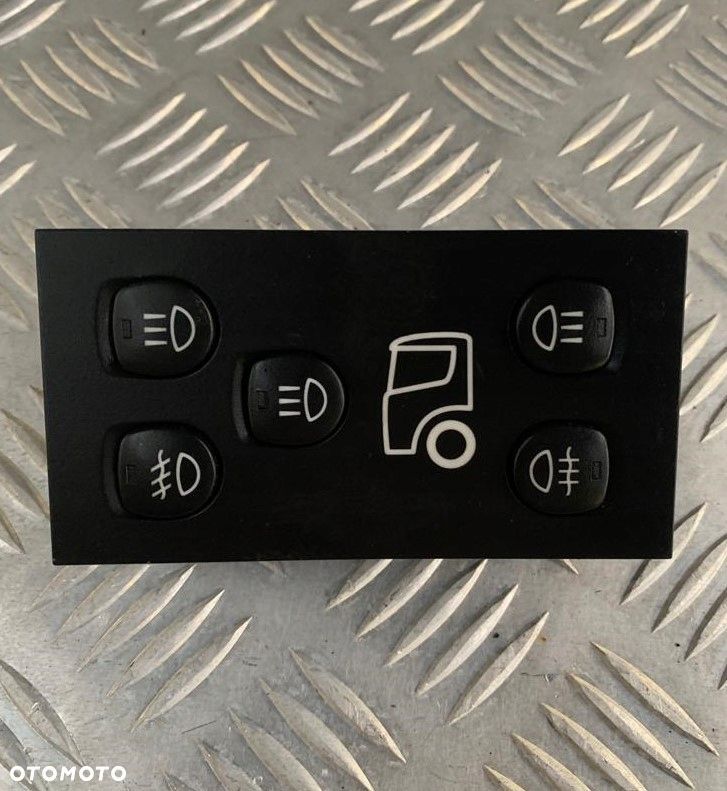 PANEL WŁĄCZNIK HALOGENÓW SWIATEŁ SCANIA R 0431601 - 2