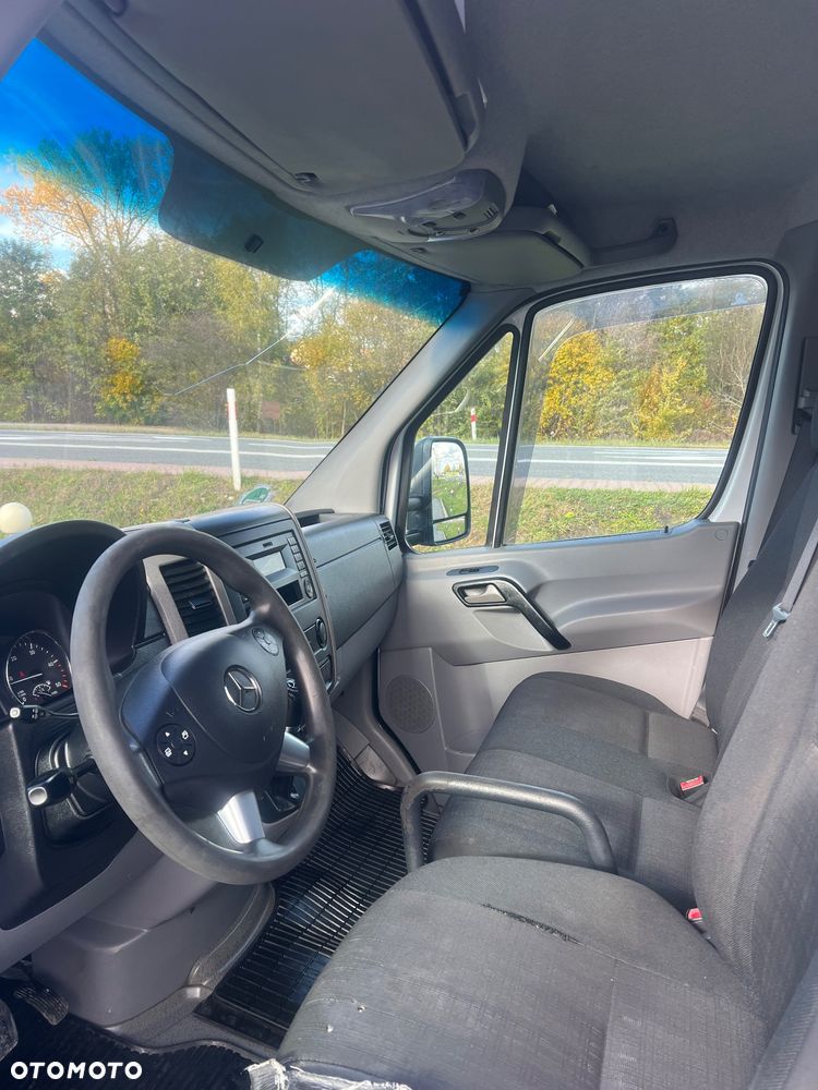 Mercedes-Benz Sprinter - 8