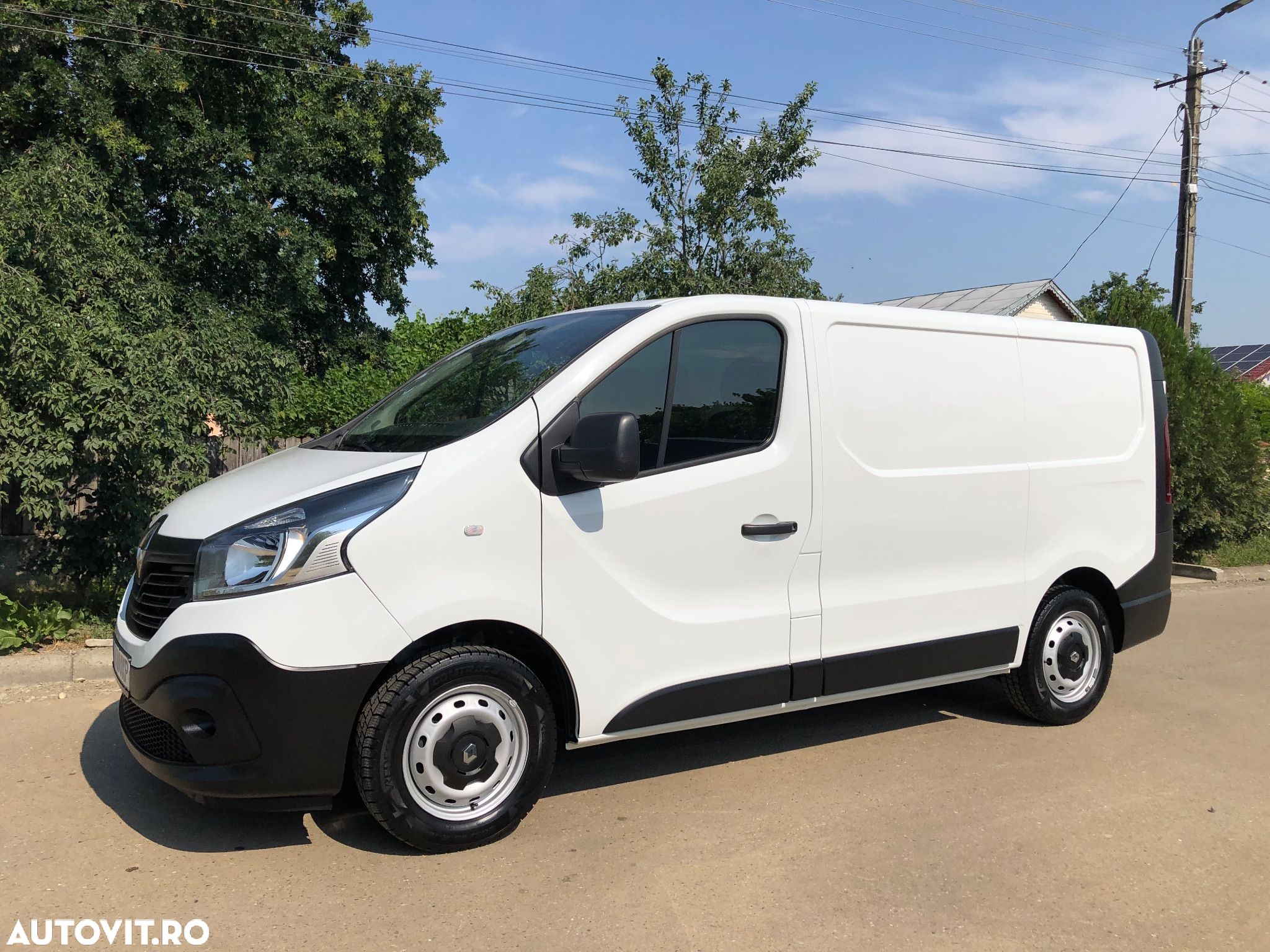 Renault Trafic - 1