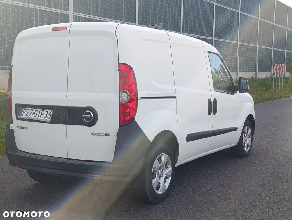 Opel COMBO - 10