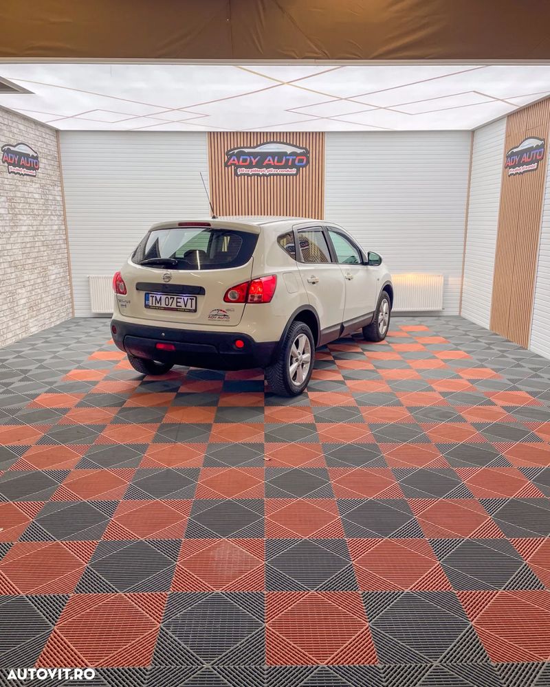 Nissan Qashqai 2.0 DCI Tekna - 5