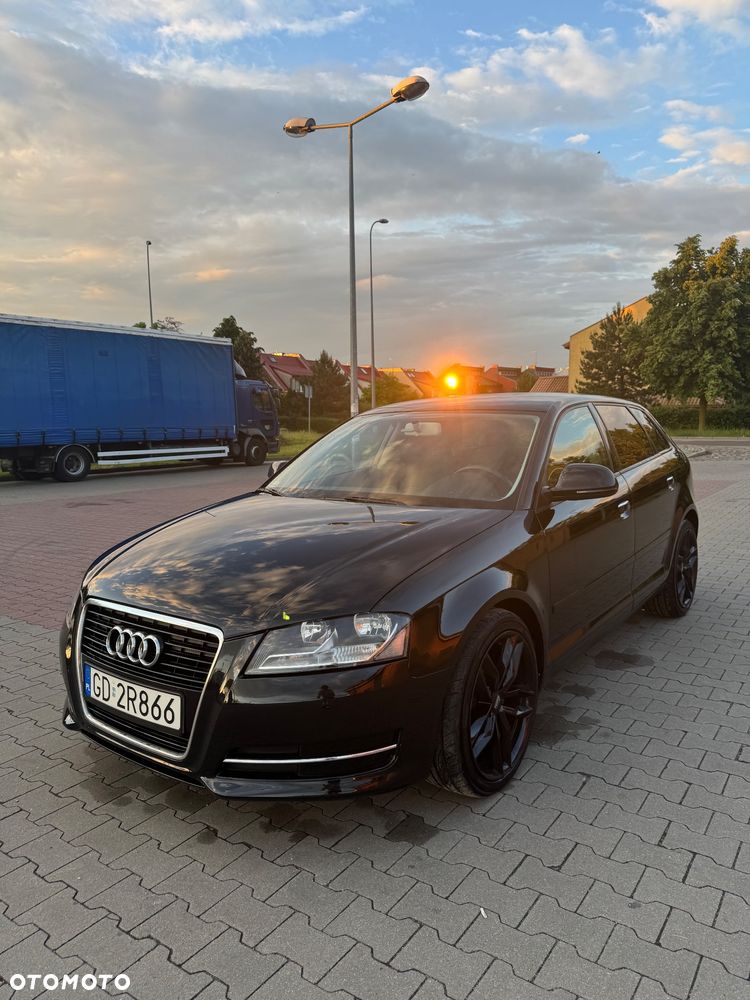 Audi A3 Sportback 2.0 TDI DPF Attraction - 2