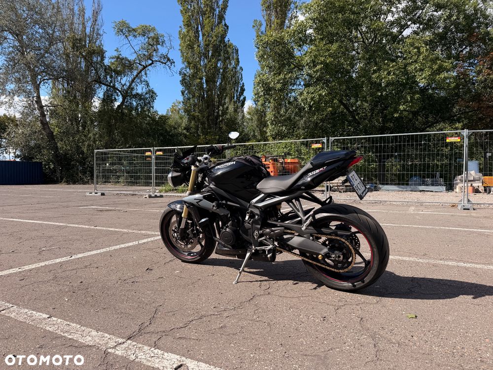 Triumph Street Triple - 5
