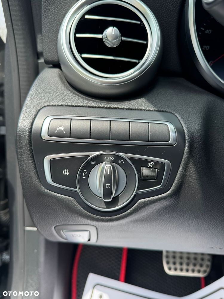 Mercedes-Benz Klasa C 300 9G-TRONIC AMG Line Plus - 25