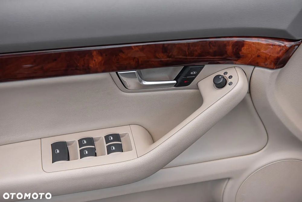 Audi A4 1.8 T multitronic - 14