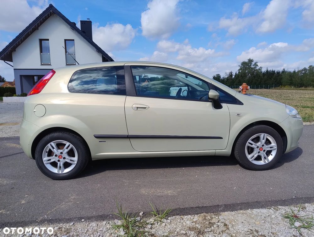 Fiat Punto 1.4 16V Sporting - 4
