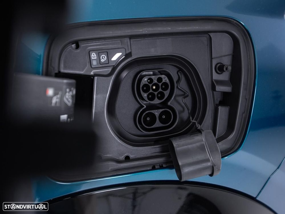 Peugeot E-3008 73 kWh GT - 15