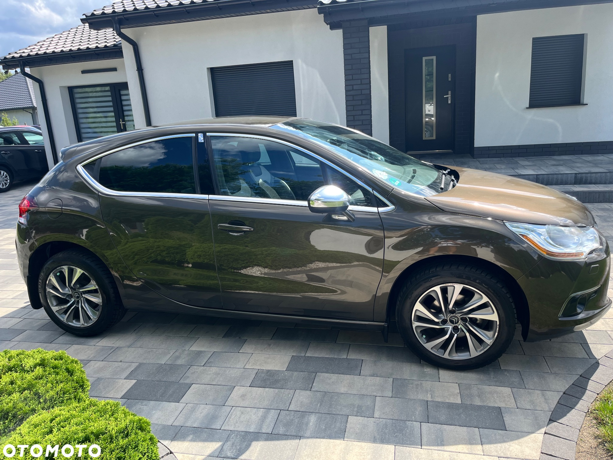 Citroën DS4 1.6 e-HDi SoChic MCP - 18
