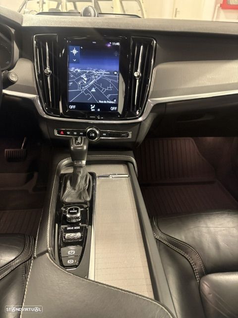 Volvo V90 2.0 D4 Inscription Geartronic - 25