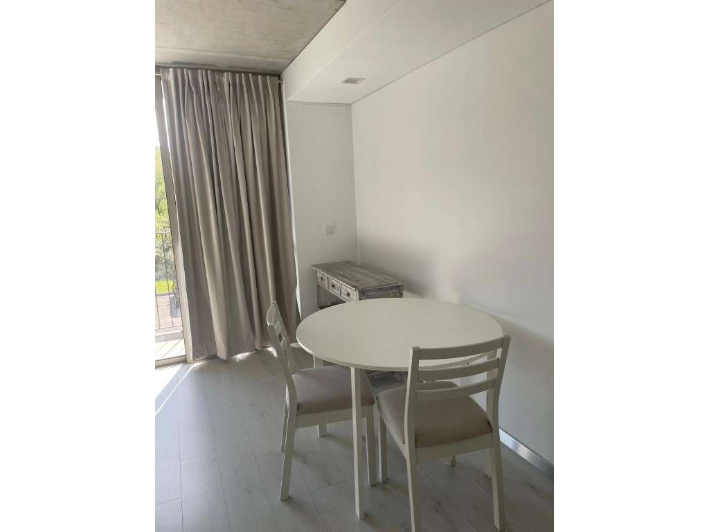 Apartamento T0 com Lugar de Estacionamento em Aveiro - Grande imagem: 4/15