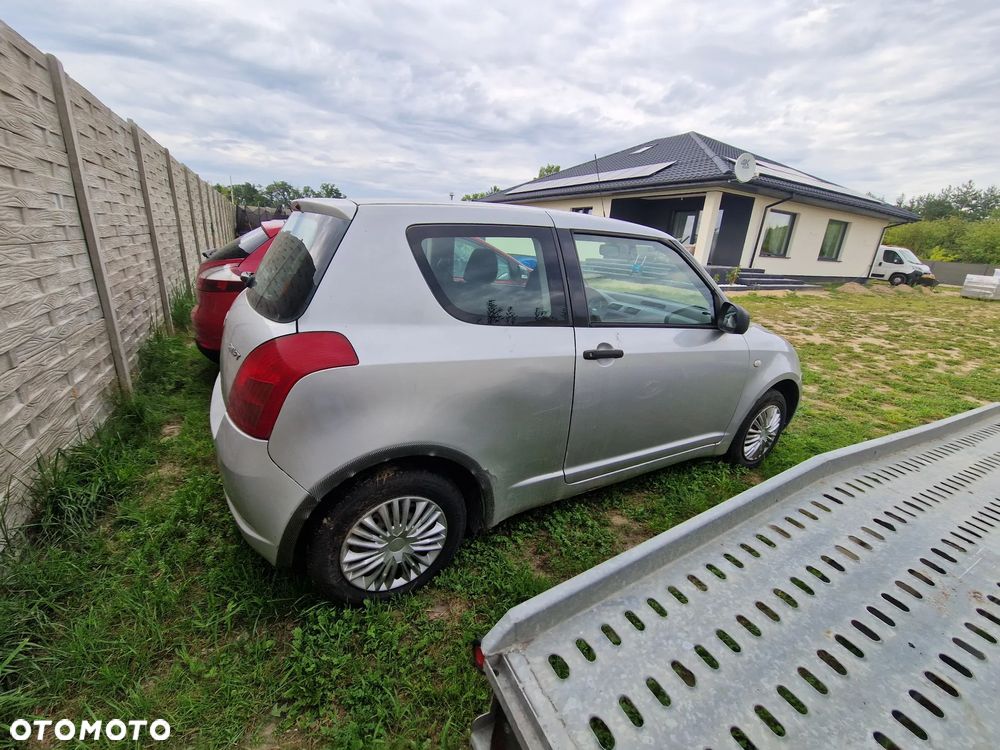 Suzuki Swift - 5