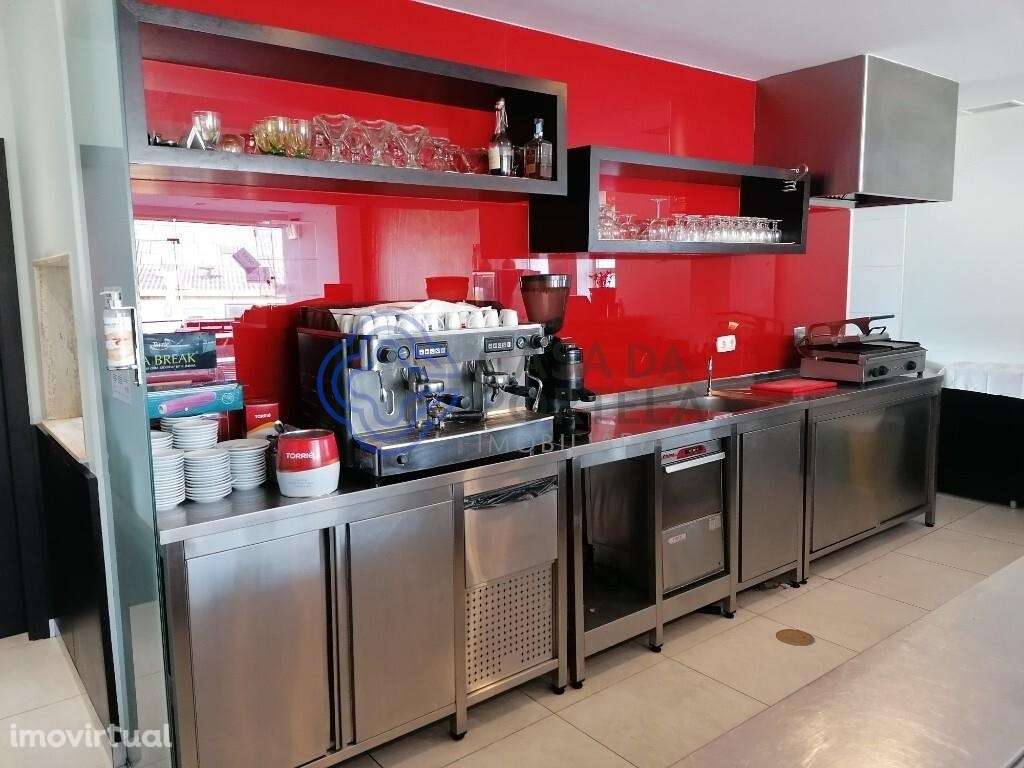 Venda de Restaurante totalmente  equipado e mobilado, em Arcozelo em V - Grande imagem: 3/25