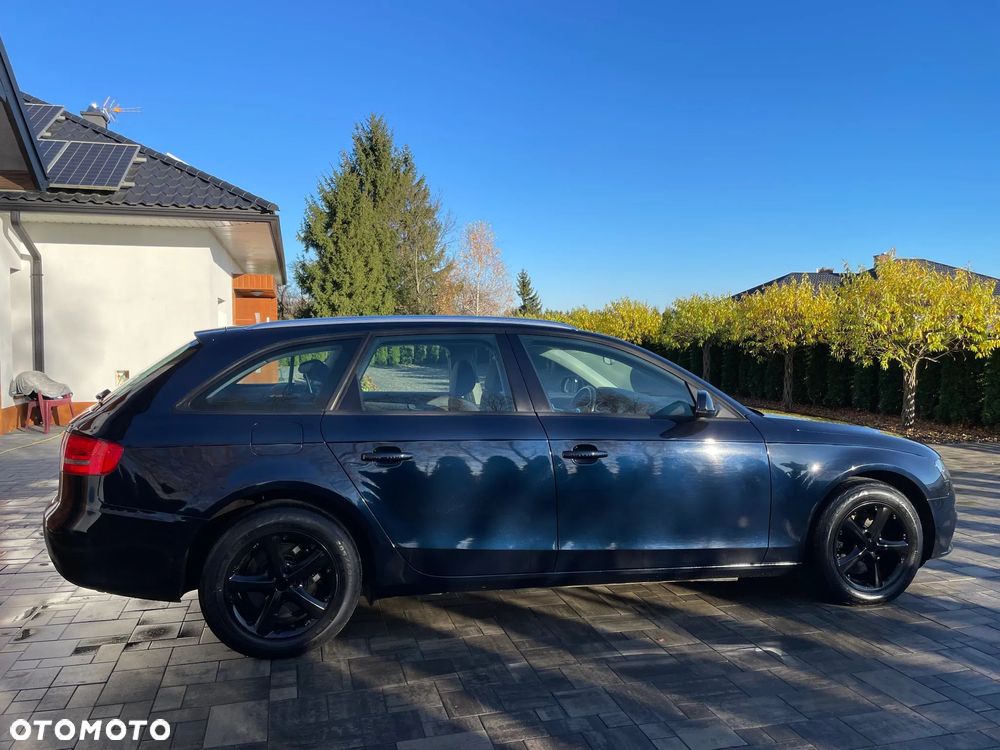Audi A4 Avant - 22