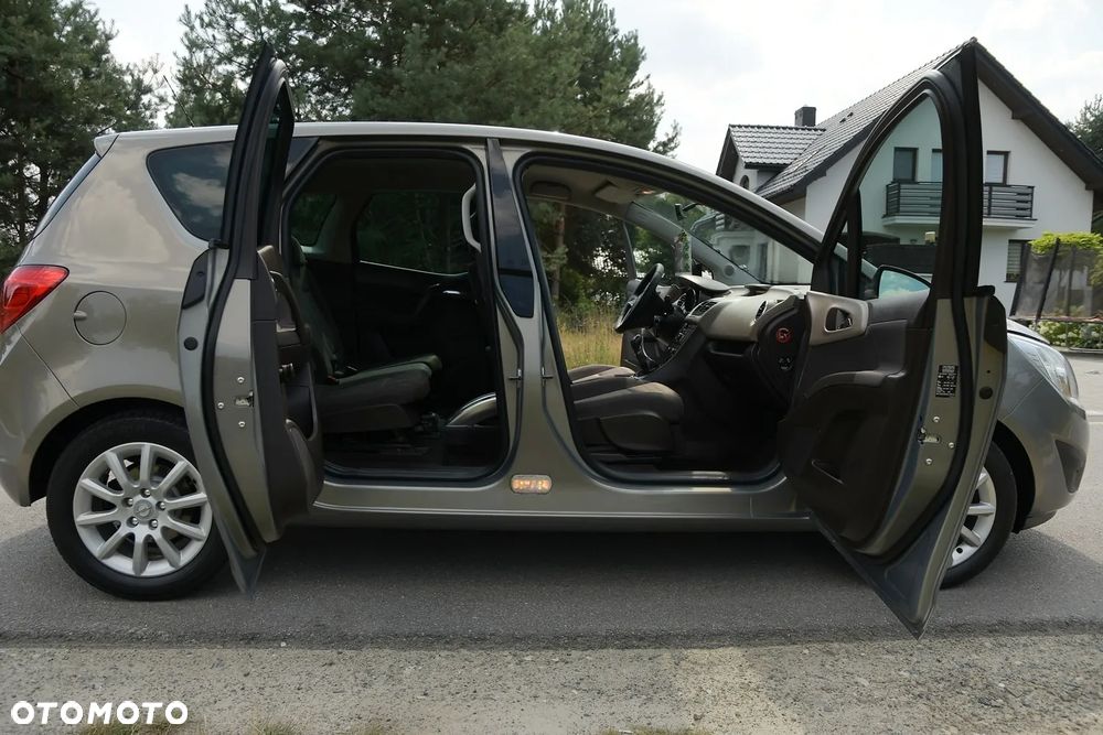 Opel Meriva - 18