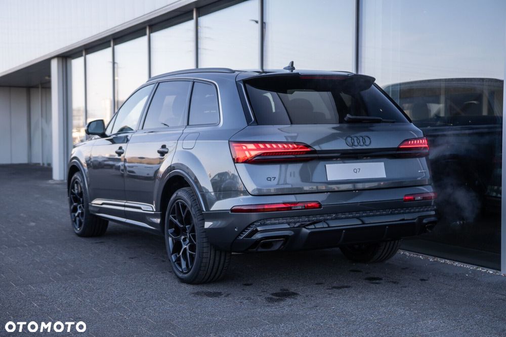 Audi Q7 - 4