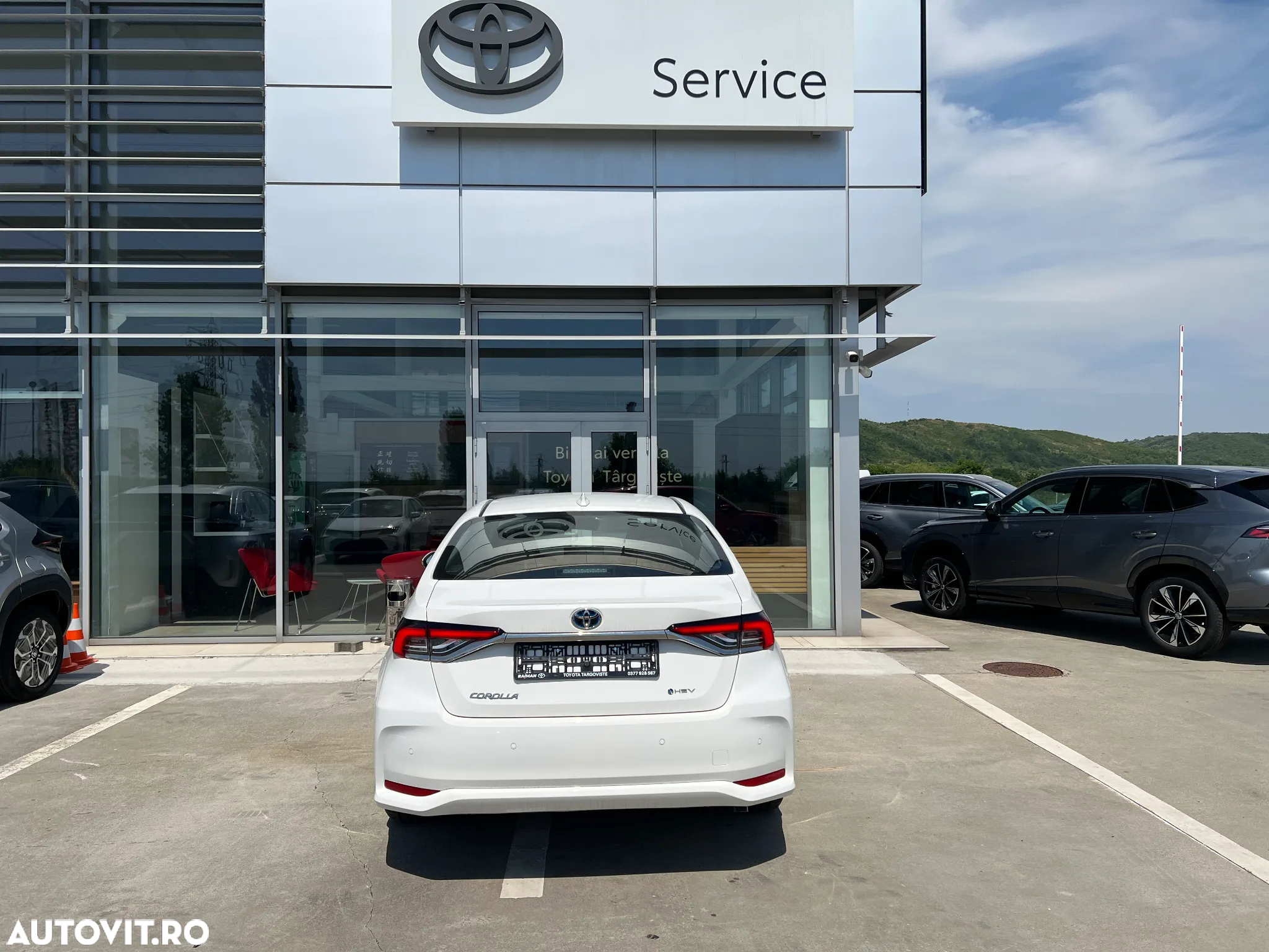 Toyota Corolla 1.8 HSD Business - 16