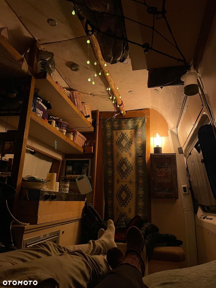 Mercedes-Benz Sprinter - 6