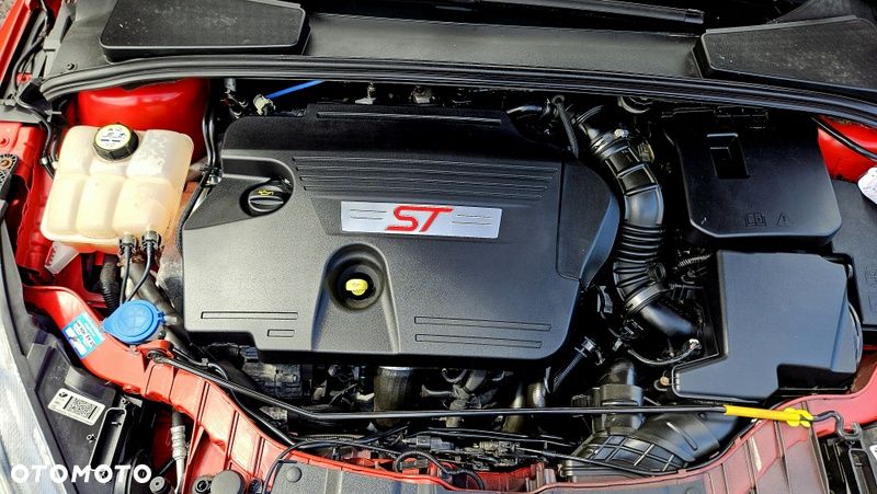 Ford Focus 2.0 TDCi ST - 37