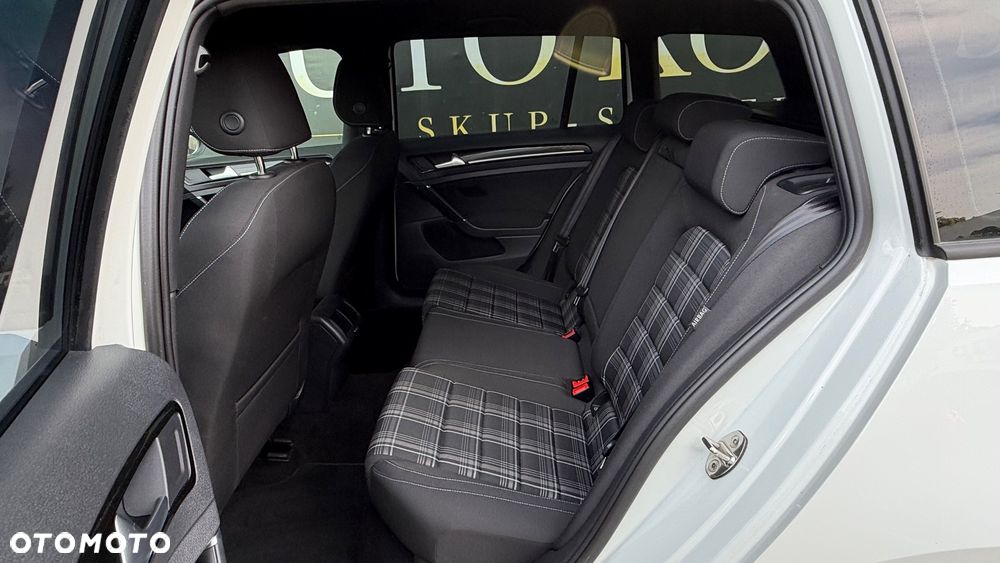 Volkswagen Golf GTD BlueMotion Technology - 38