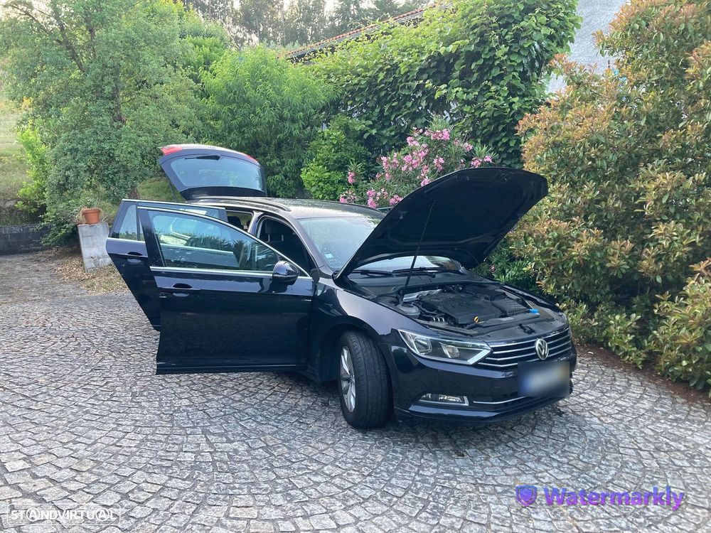 VW Passat Variant 1.6 TDI Confortline DSG - 6