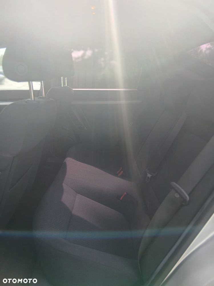 Opel Vectra 1.9 CDTI Sport / GTS - 11