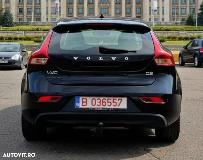 Volvo V40 D2 Momentum - 12