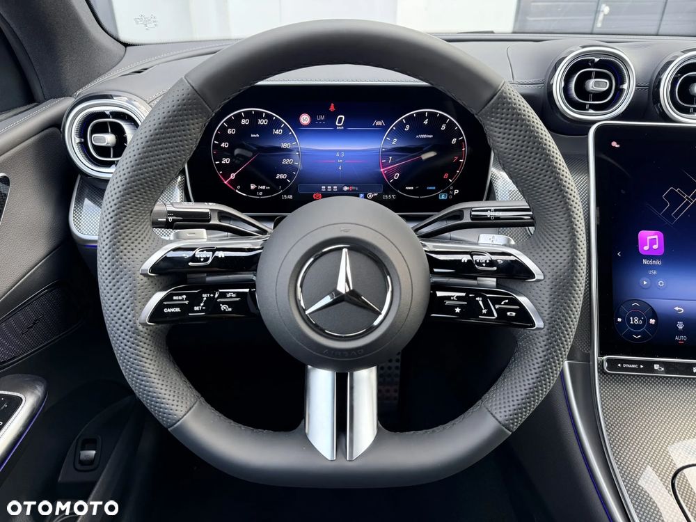 Mercedes-Benz GLC - 16