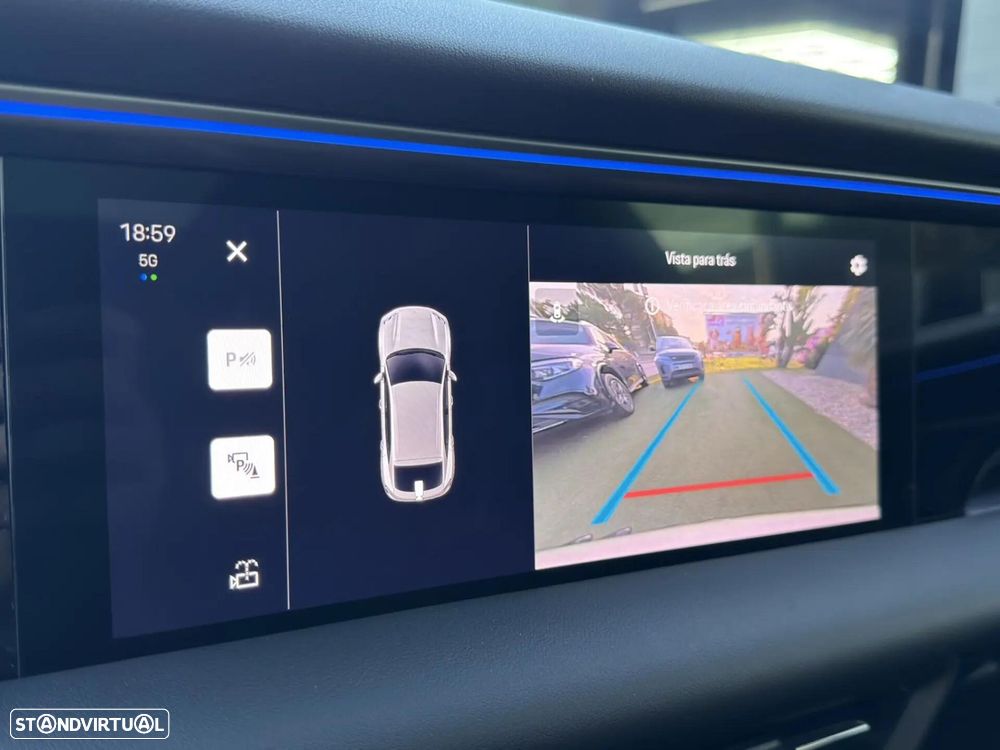 Porsche Macan Electric 4 - 50
