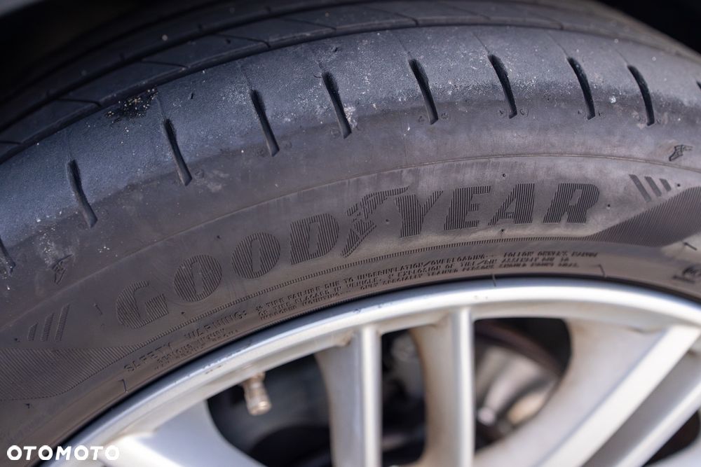 Suzuki Kizashi 2.4 Sport 4WD CVT - 21