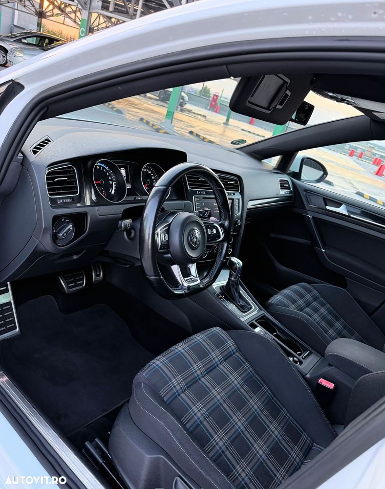 Volkswagen Golf 1.4 TSI BlueMotion Technology DSG Highline - 5