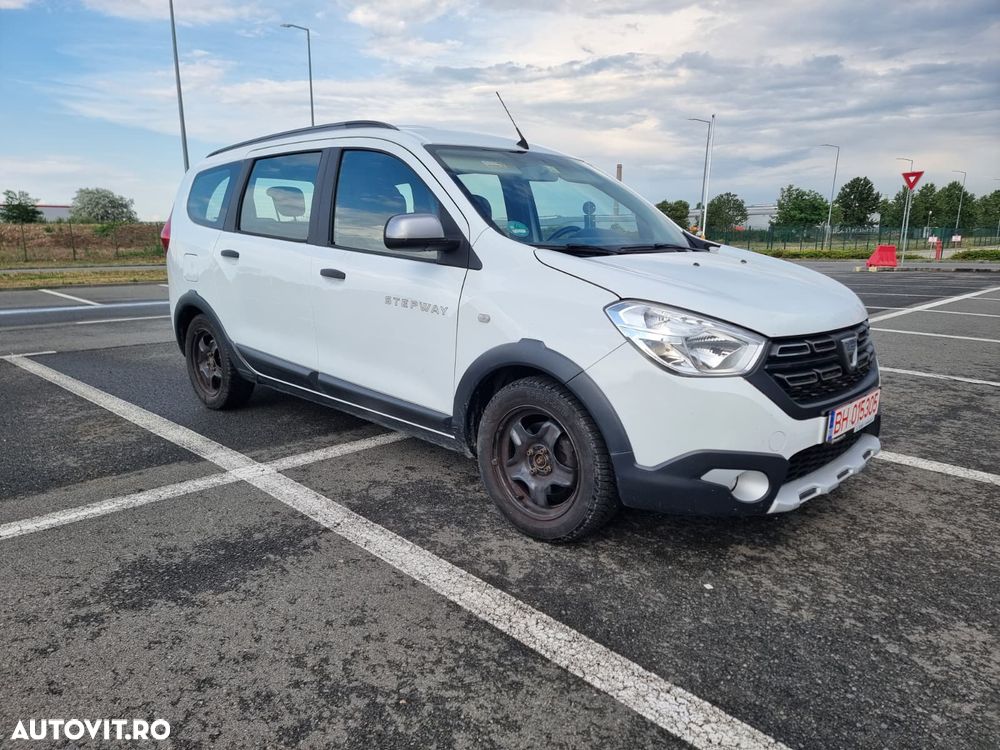 Dacia Lodgy TCe 130 GPF Stepway - 7