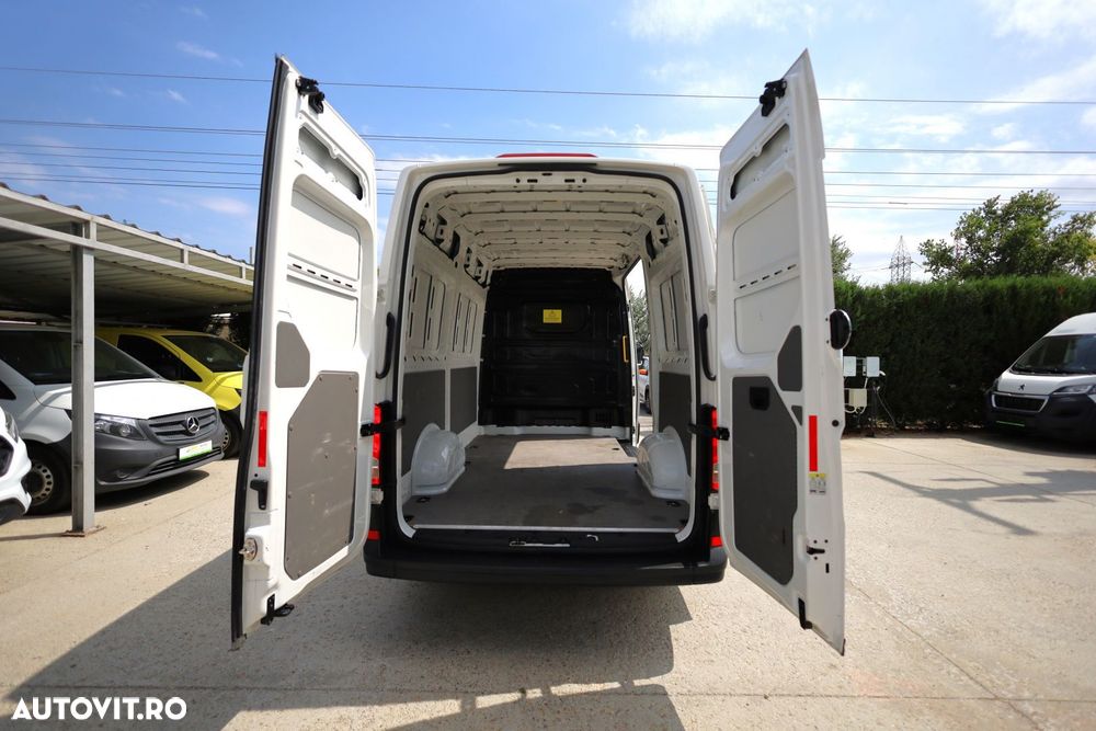Volkswagen Crafter L2H2 - 7
