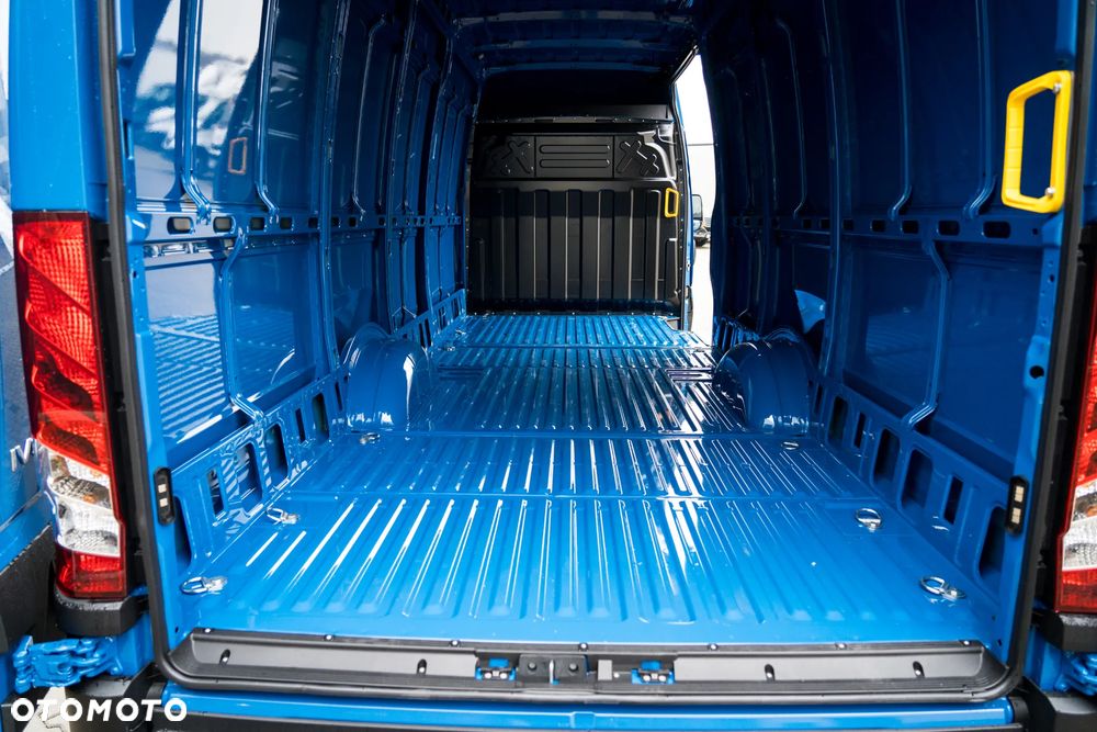 Iveco 35S18H V 3.0 Diesel 180 KM MT6 Furgon L4H2 - 20