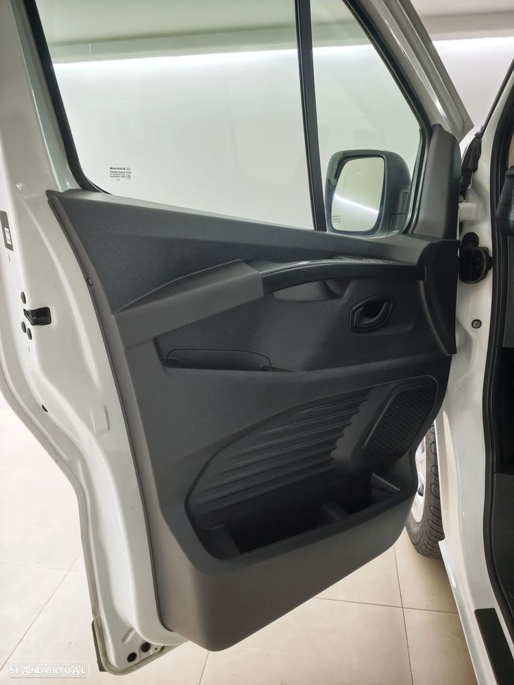 Renault Trafic 2.0 Blue dCi L1 Equilibre - 12