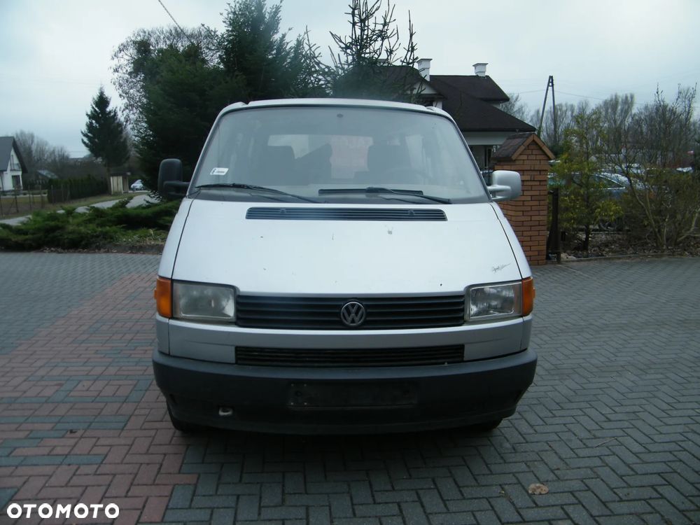 Słupek silnika AAB 2.4 D 78 KM Volkswagen T4. - 2