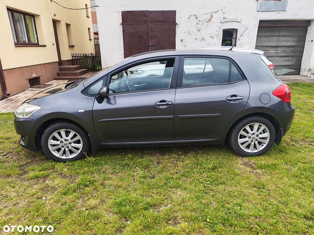 Toyota Auris 1.6 VVT-i Premium Start - 2