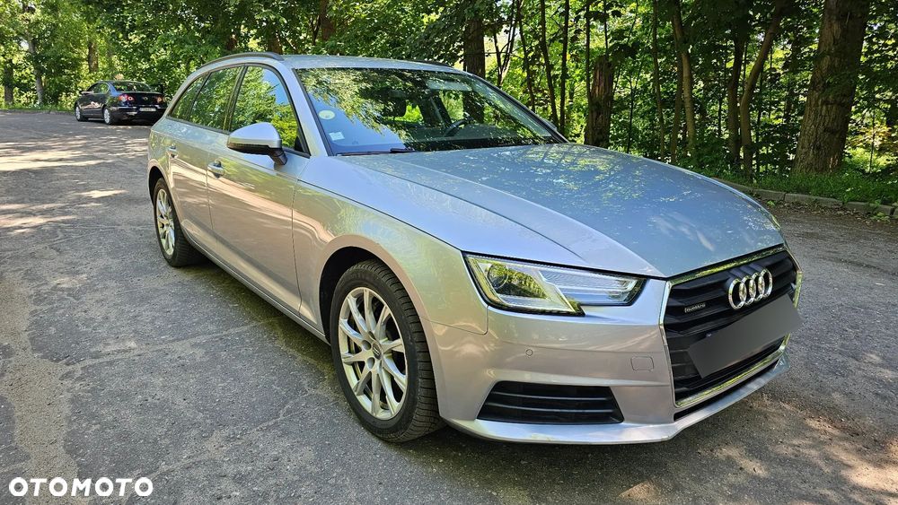 Audi A4 Avant 2.0 TDI Quattro Design S tronic - 1
