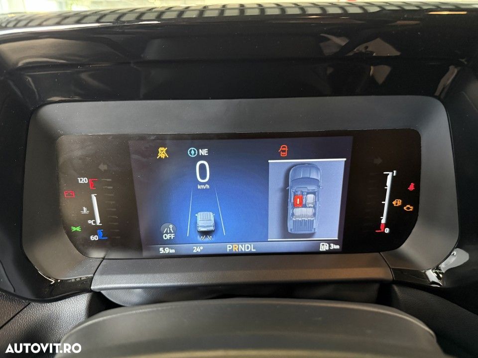 Ford Transit Courier - 12