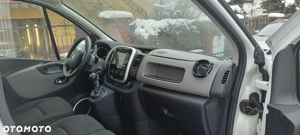 Renault Trafic - 21
